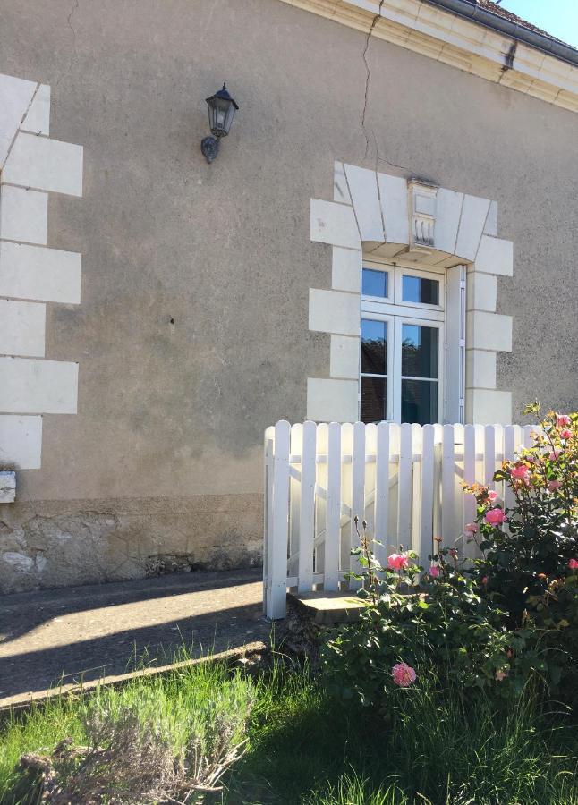 La Fedrie Bed & Breakfast La Croix-en-Touraine Екстериор снимка