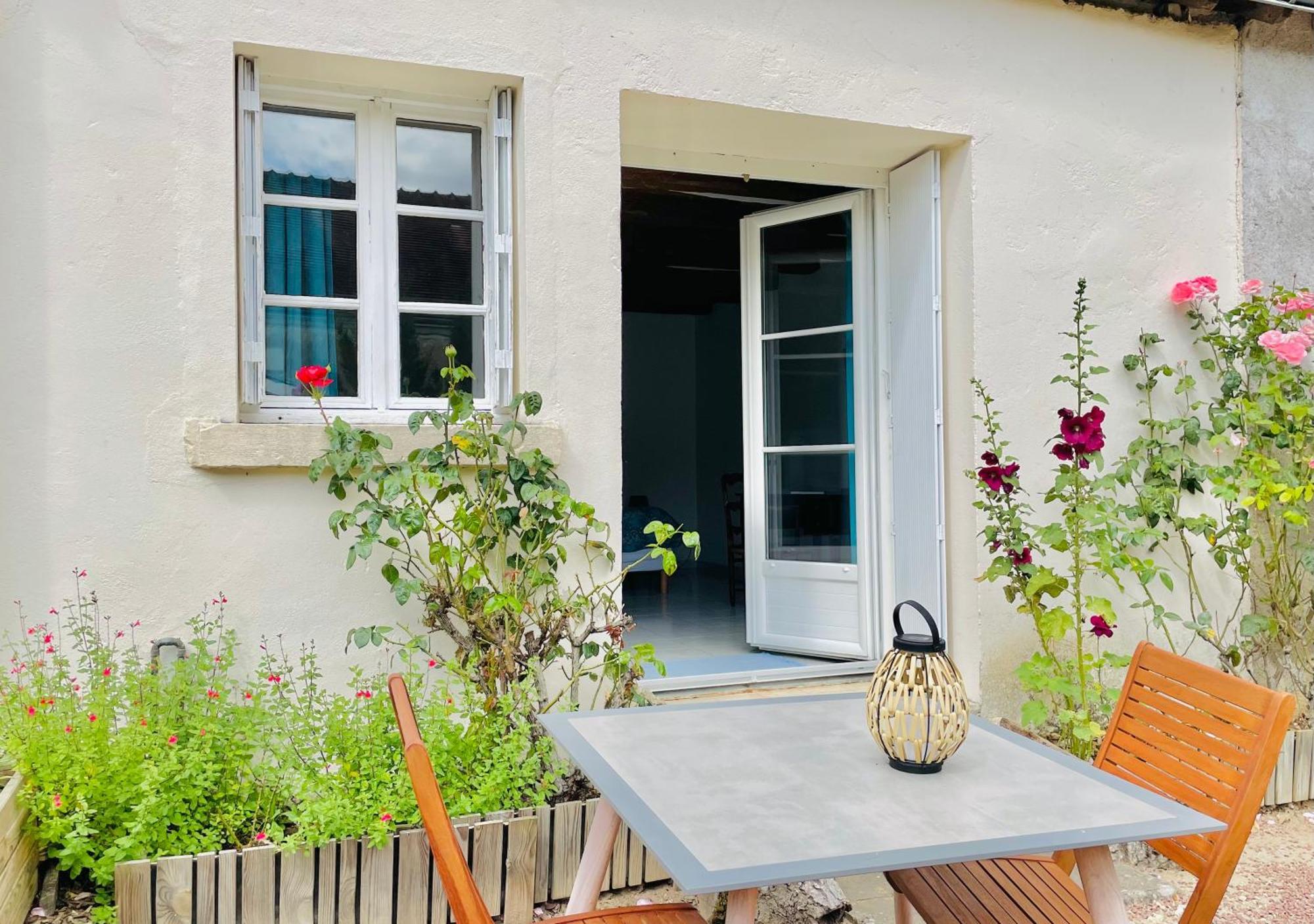 La Fedrie Bed & Breakfast La Croix-en-Touraine Екстериор снимка